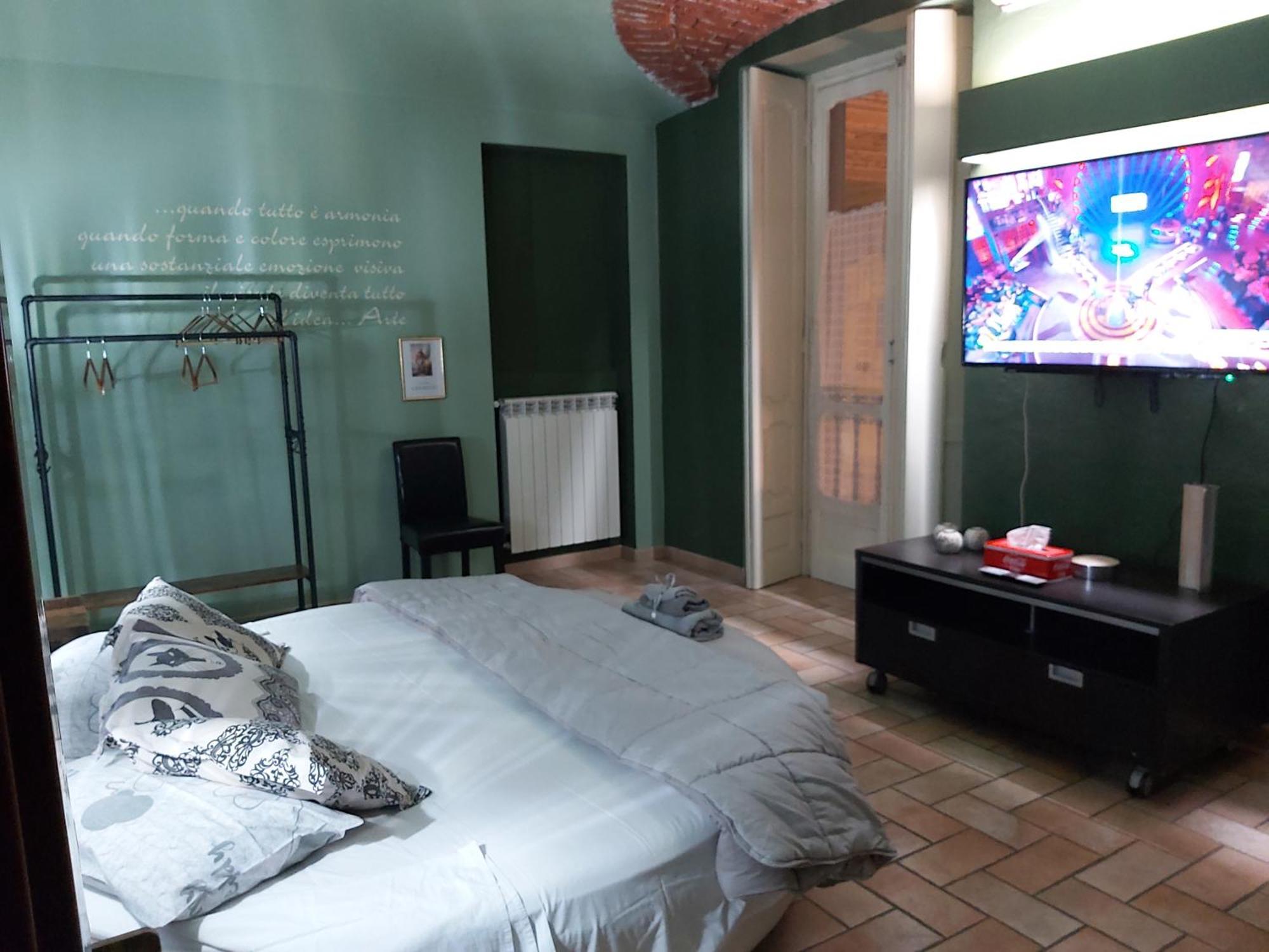 I Portici Guest House Алессандрия Номер фото